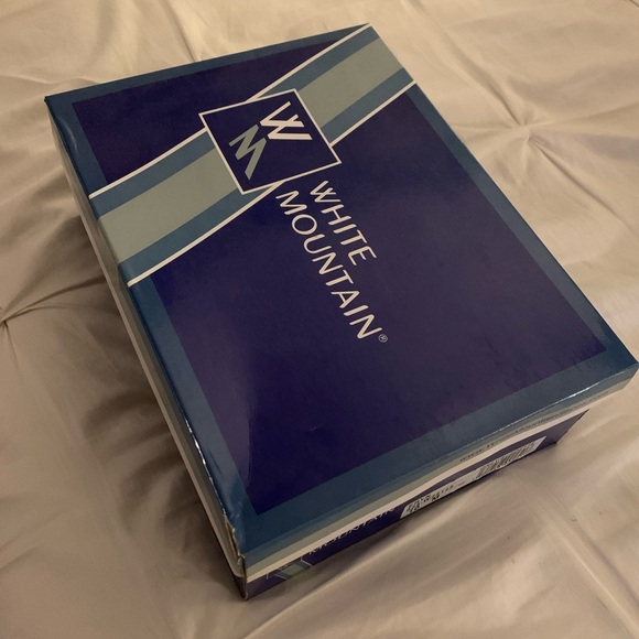 NWT White Mountain Eryn, Dark Gray - Picture 3 of 6